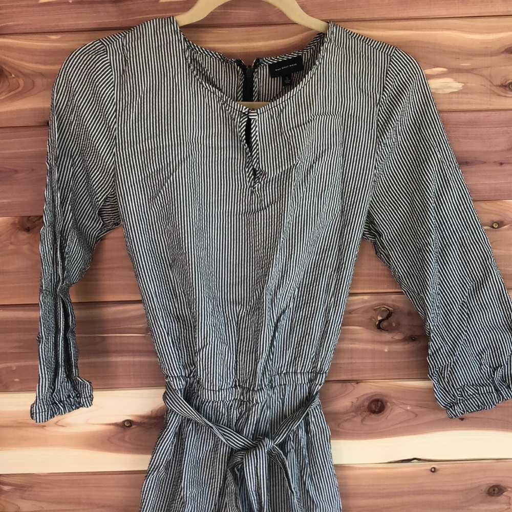Striped ruffle romper! - Picture 8 of 9